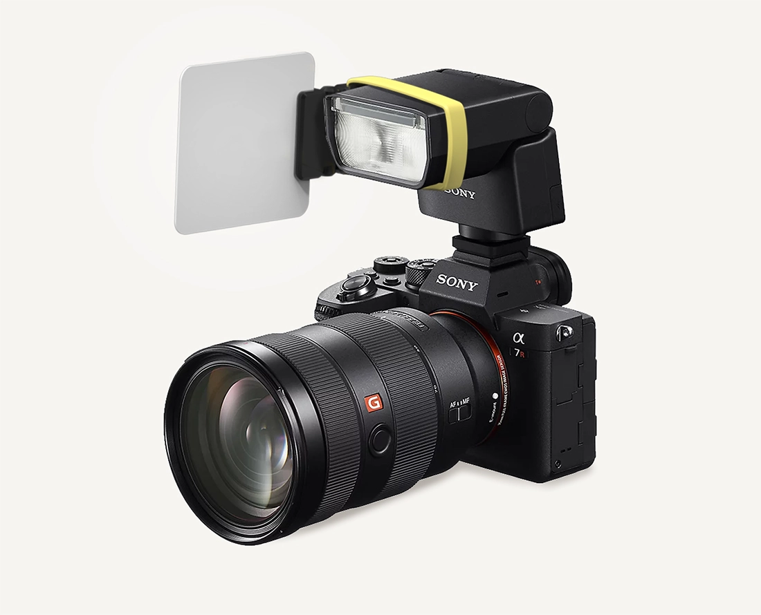 FLASH REFLECTOR